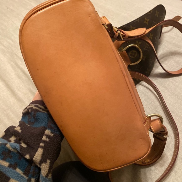 Louis Vuitton MM backpack - Picture 6 of 8